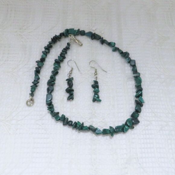 Malachite Chip Necklace & Dangle Earring Set Handmade 17 Inch Women Casual Wear - Picture 1 of 7